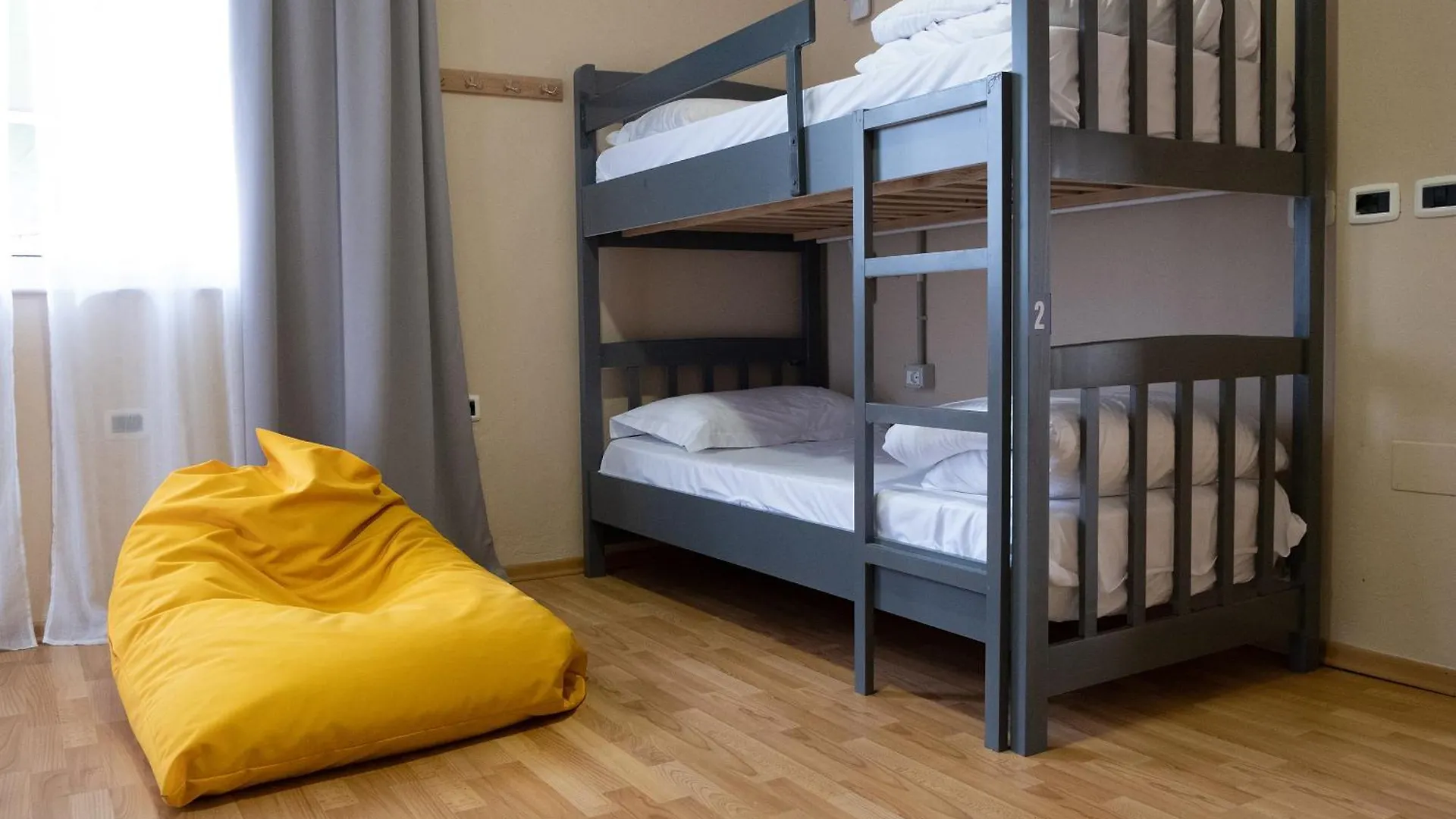 Mandarine Hostel Tirana