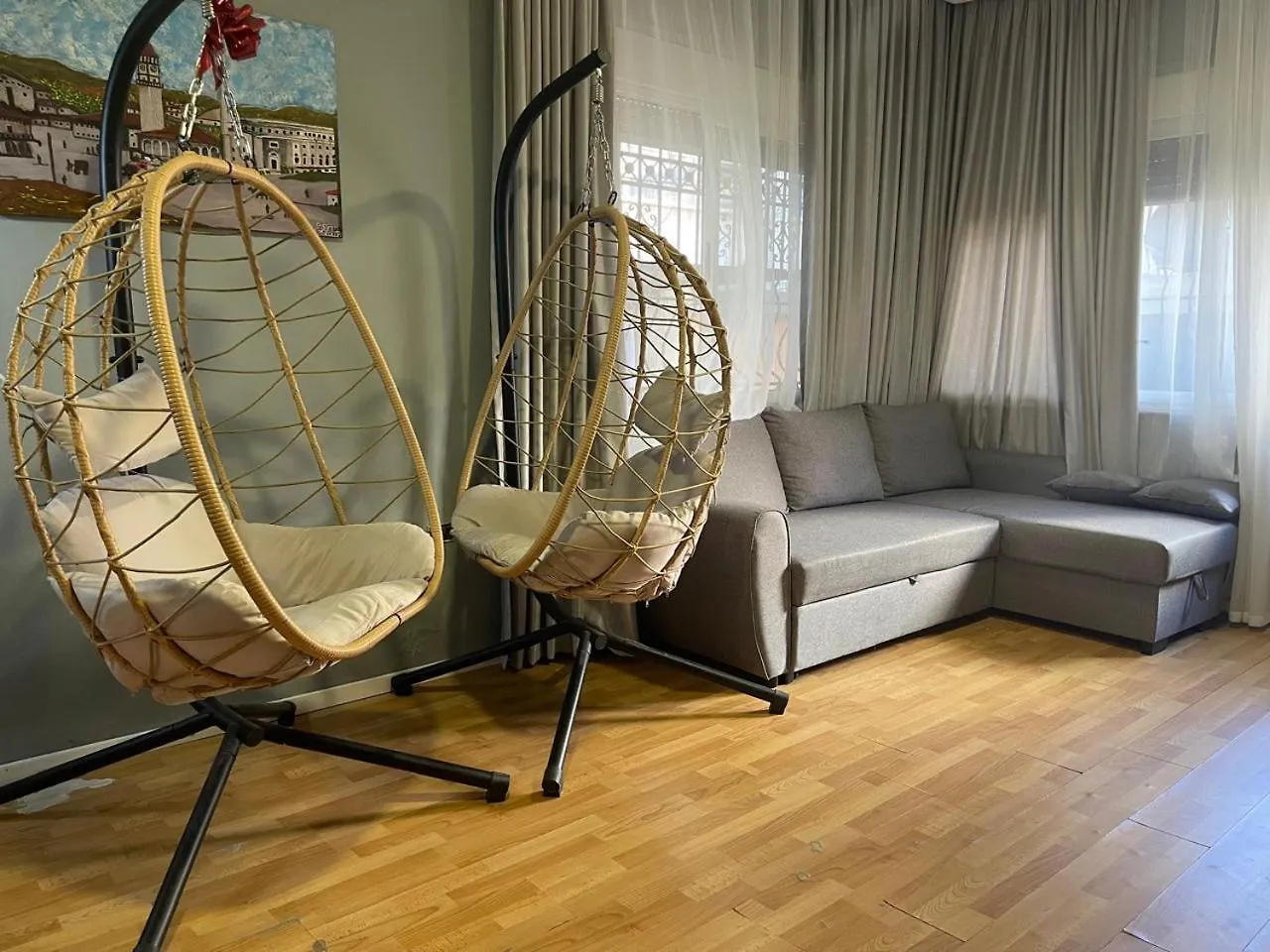 Mandarine Hostel Tirana Albania