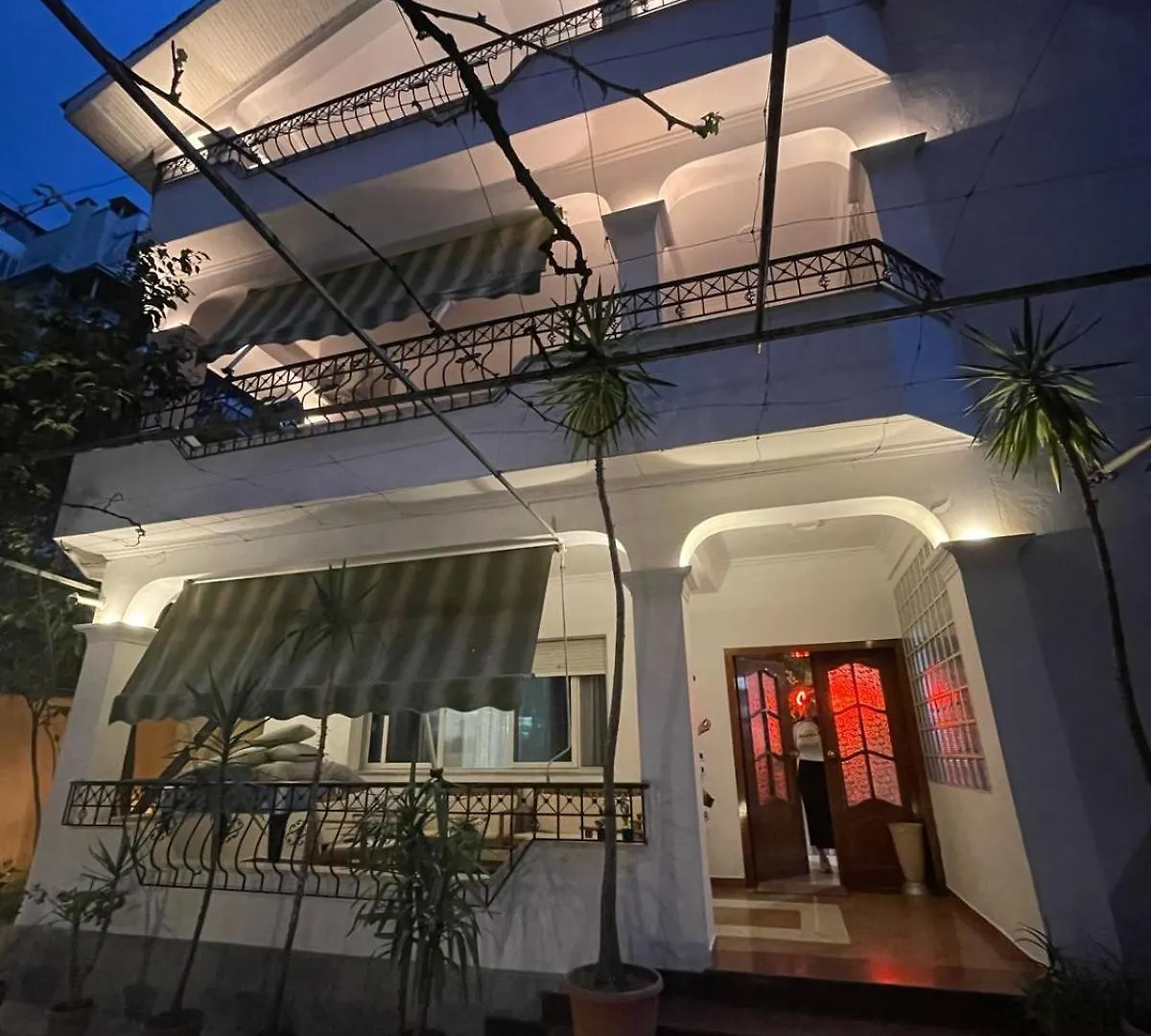 Mandarine Hostel Tirana 0*,