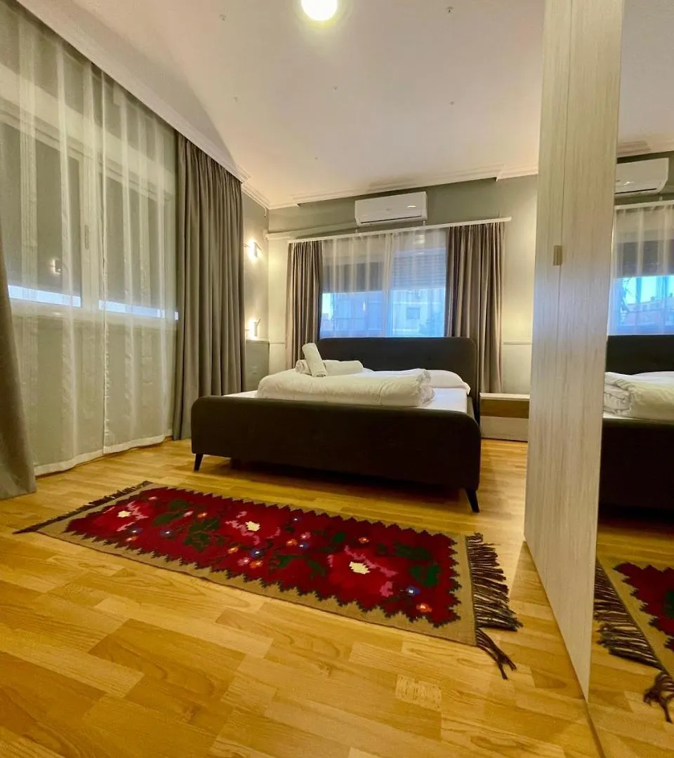 Mandarine Hostel Tirana
