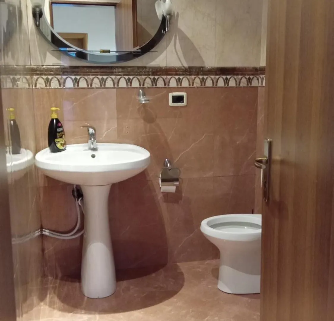 Mandarine Hostel Tirana