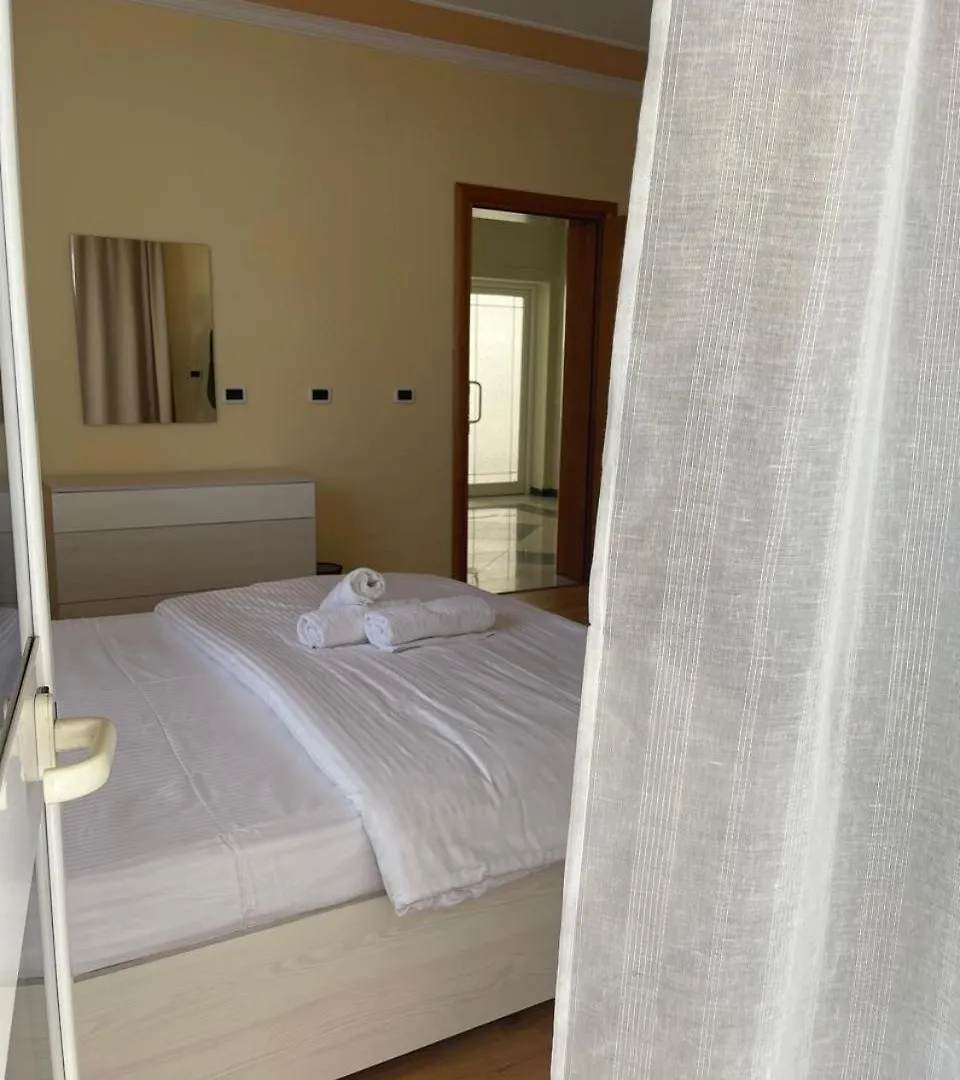 Mandarine Hostel Tirana